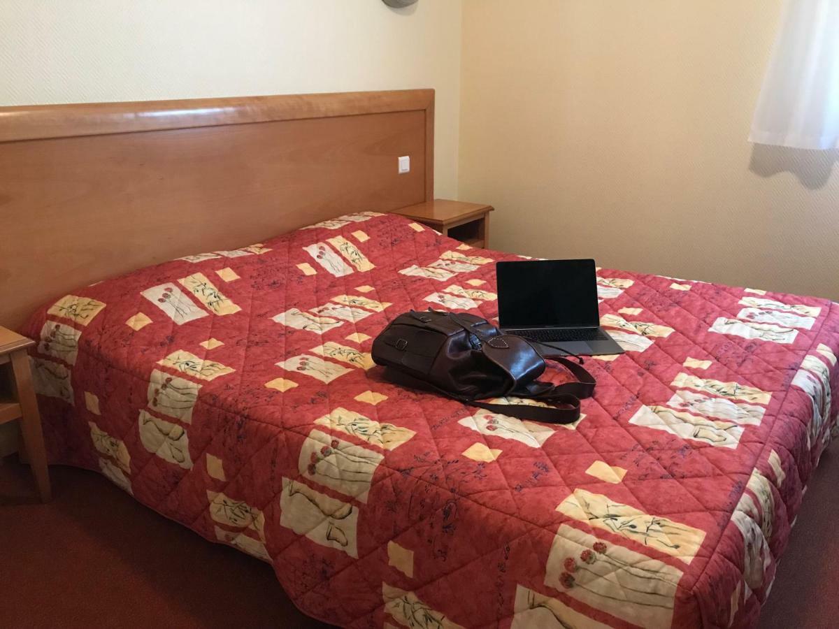 Hotel La Colombiere Cantal ماسياك المظهر الخارجي الصورة